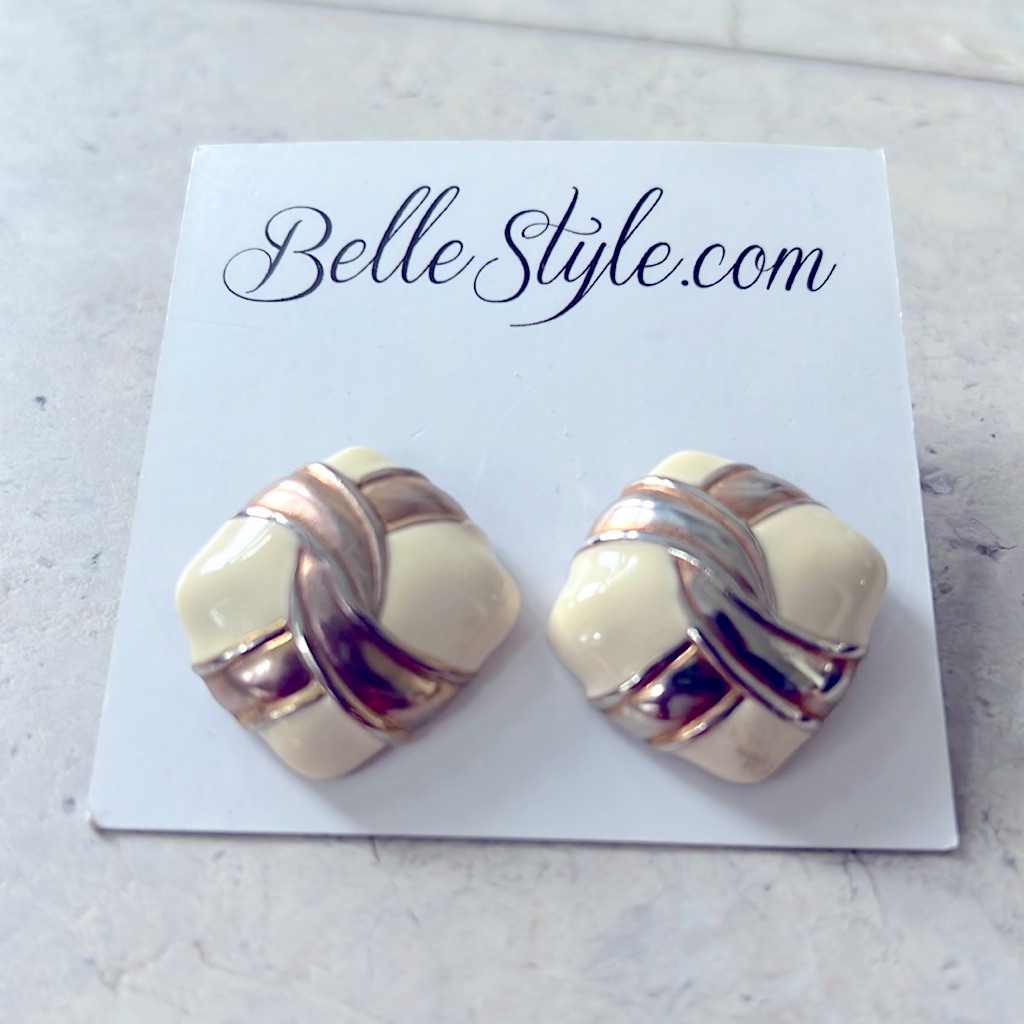 Bellestyle Vintage Cream Stud Earrings